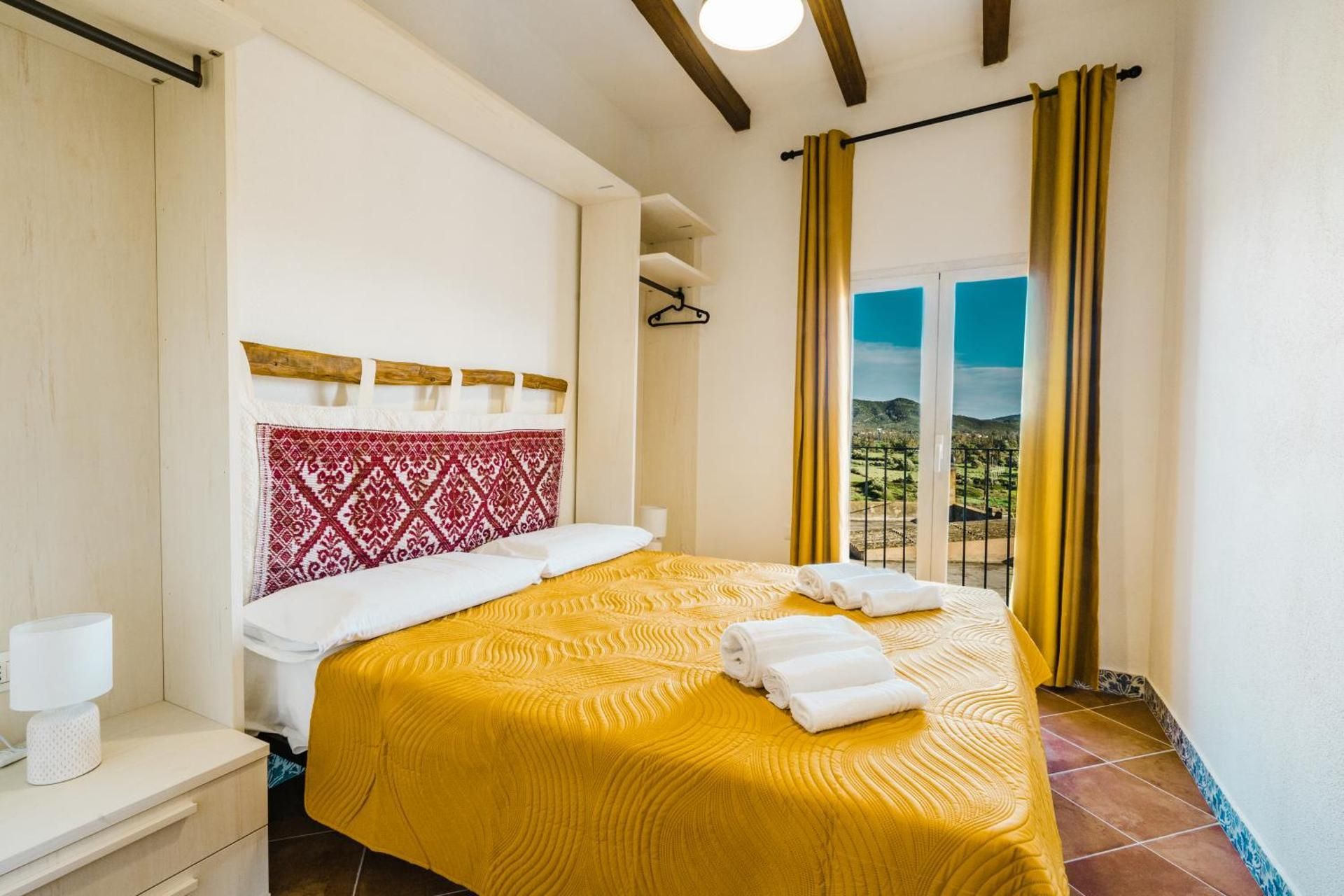 Double Room with Balcony and Sea View