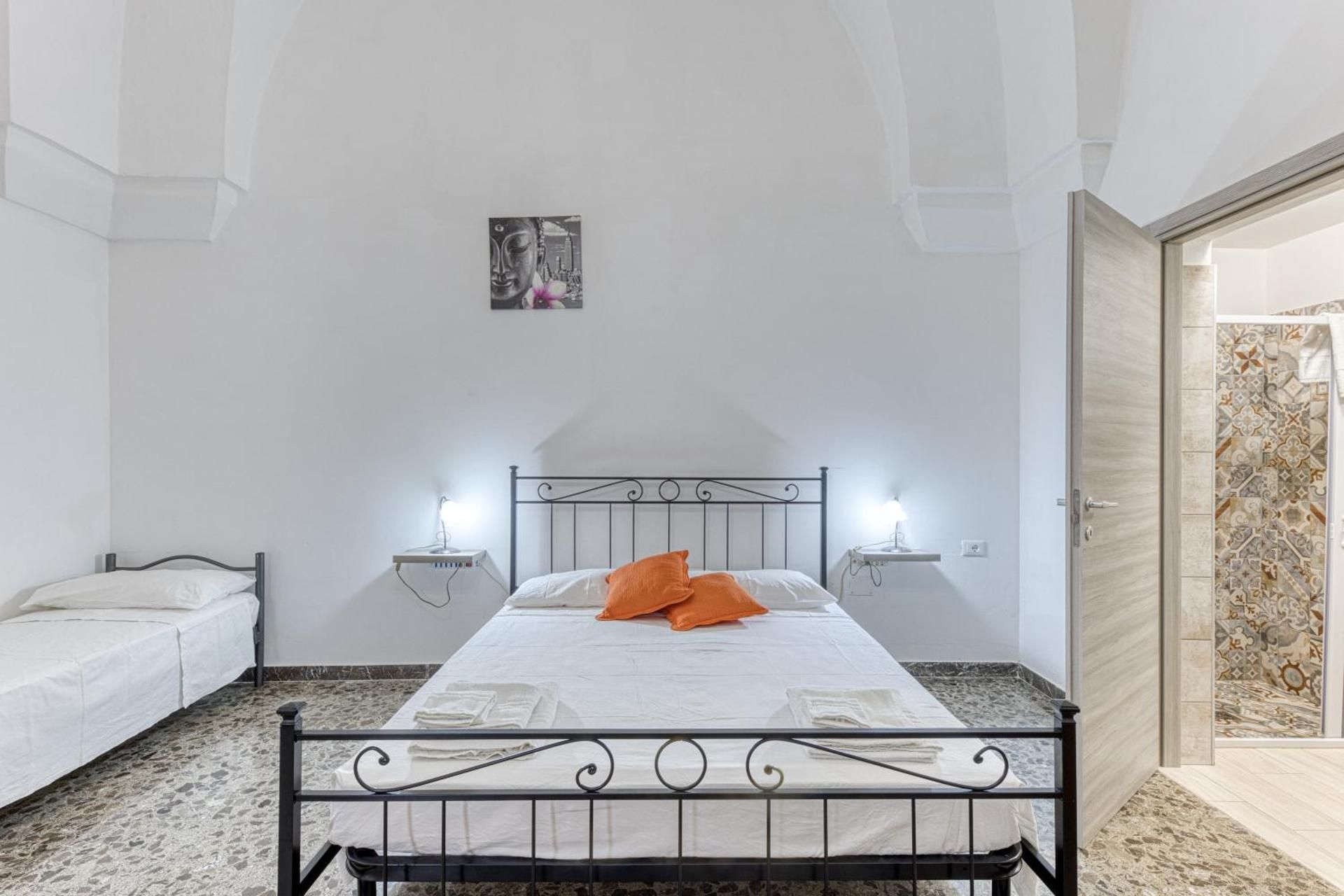 Superior One-Bedroom Apartment