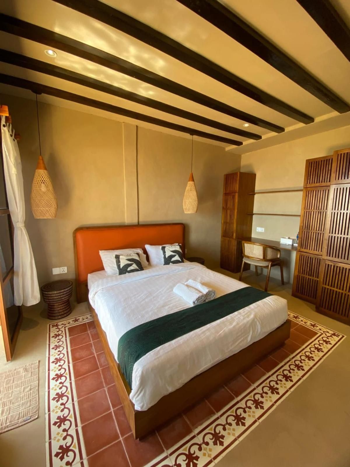 Deluxe Double Room with Balcony and Sea View