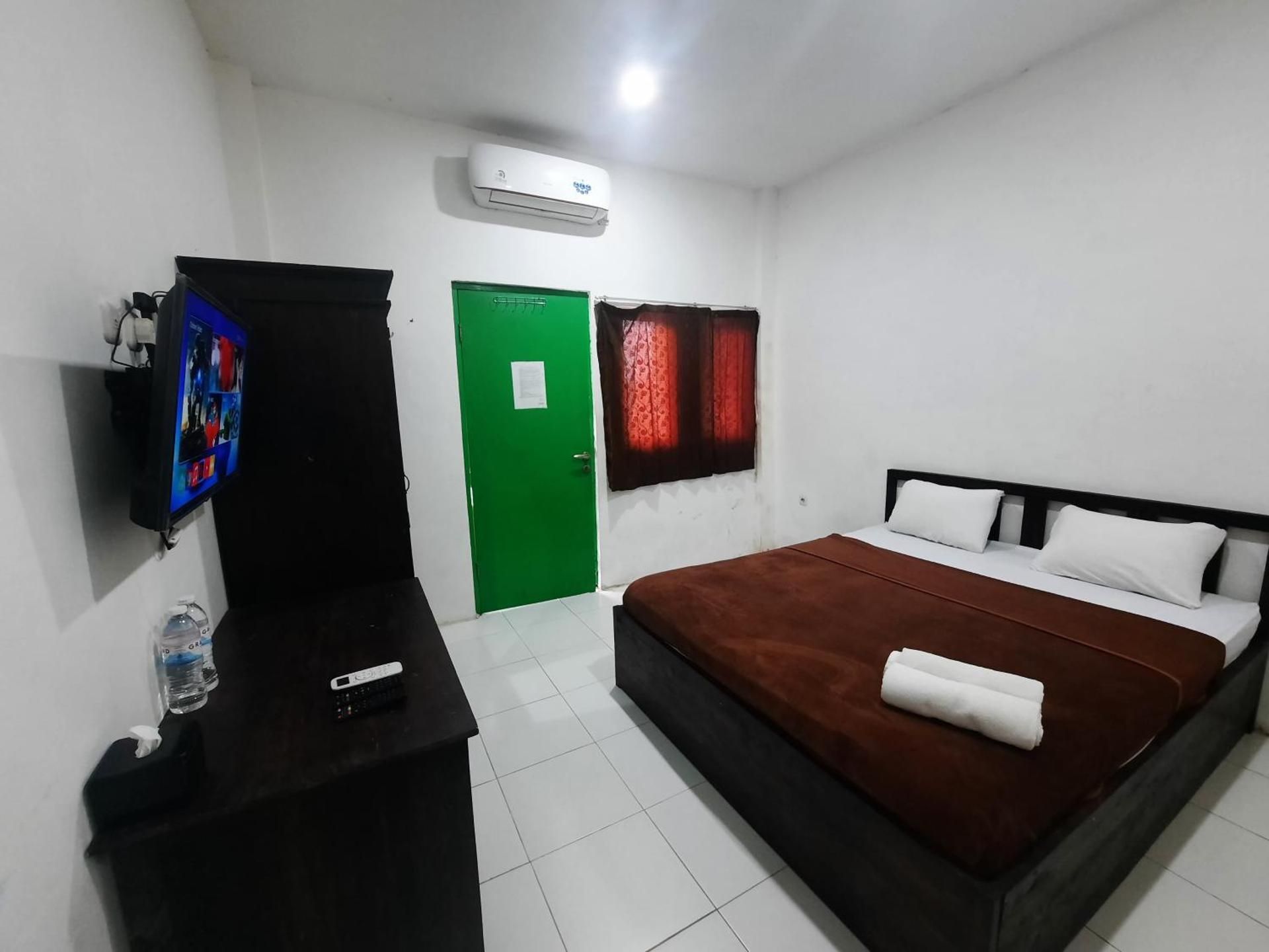 Standard King Room