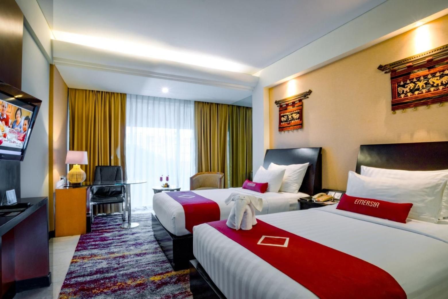 Executive Ocean View Twin Room