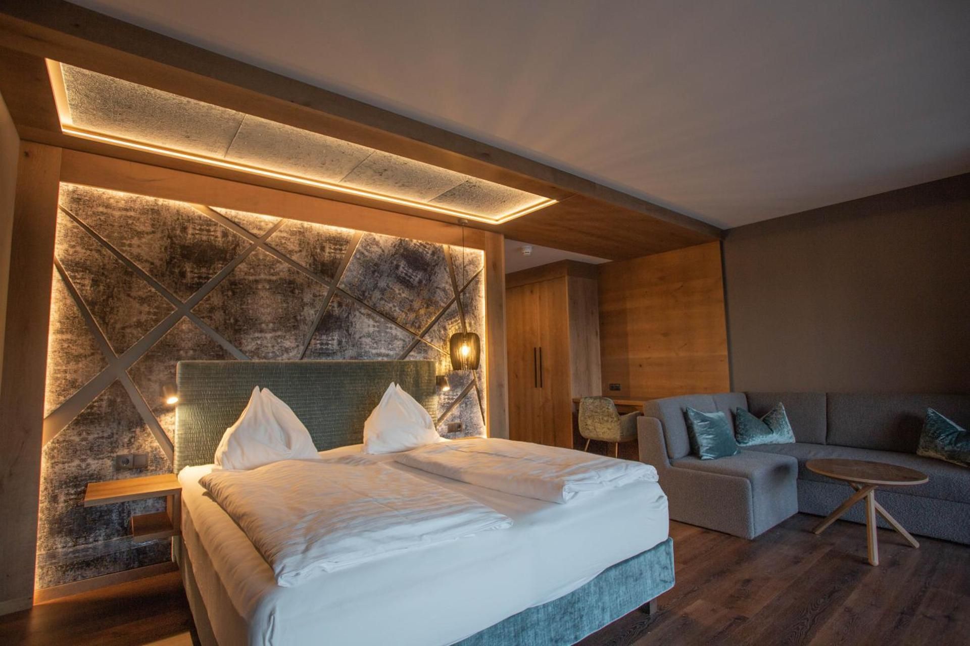 Deluxe Junior Suite with Balcony