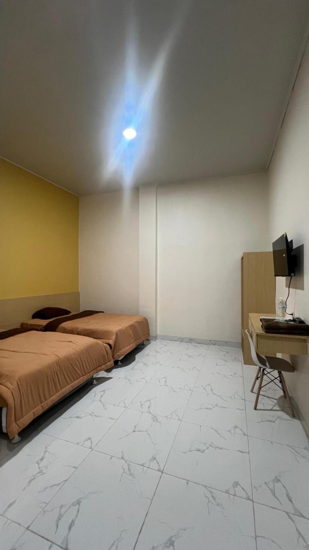 Slara hostel syariah Standard Double Room with Two Double Beds