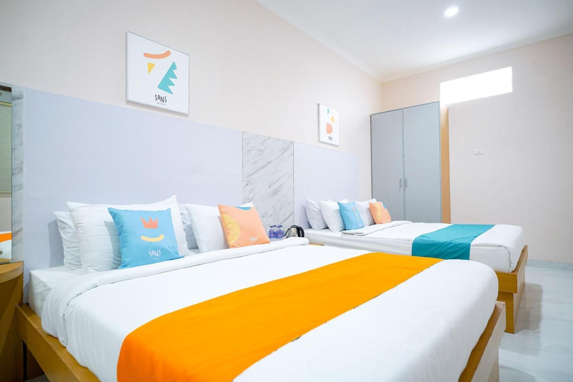 Sans Bougenville Lampung Family Room 2