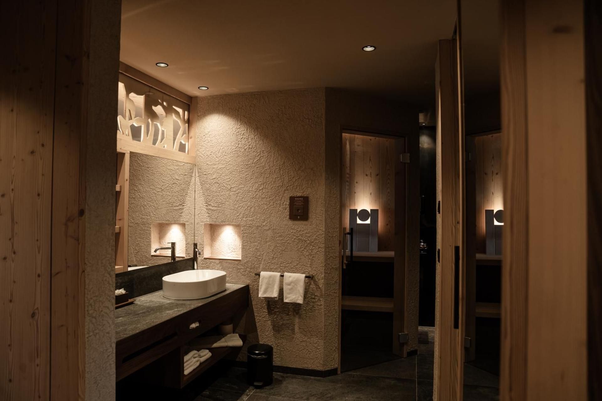 Suite with Sauna