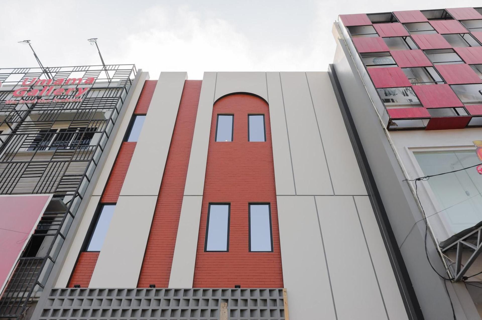 RedDoorz Plus @ Kedaton Lampung