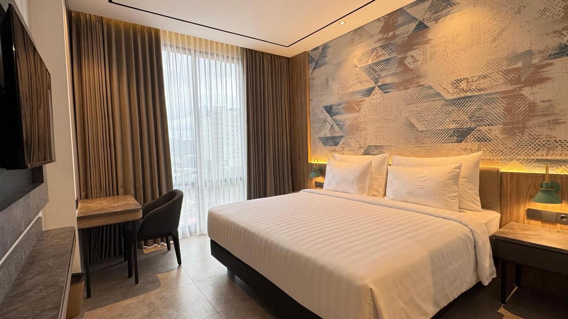 Superior King Room