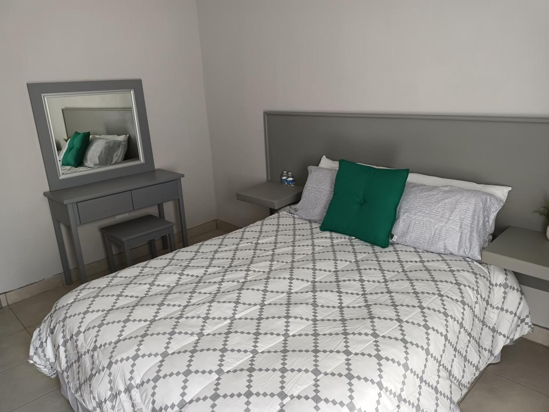 Queen Room with Sea View