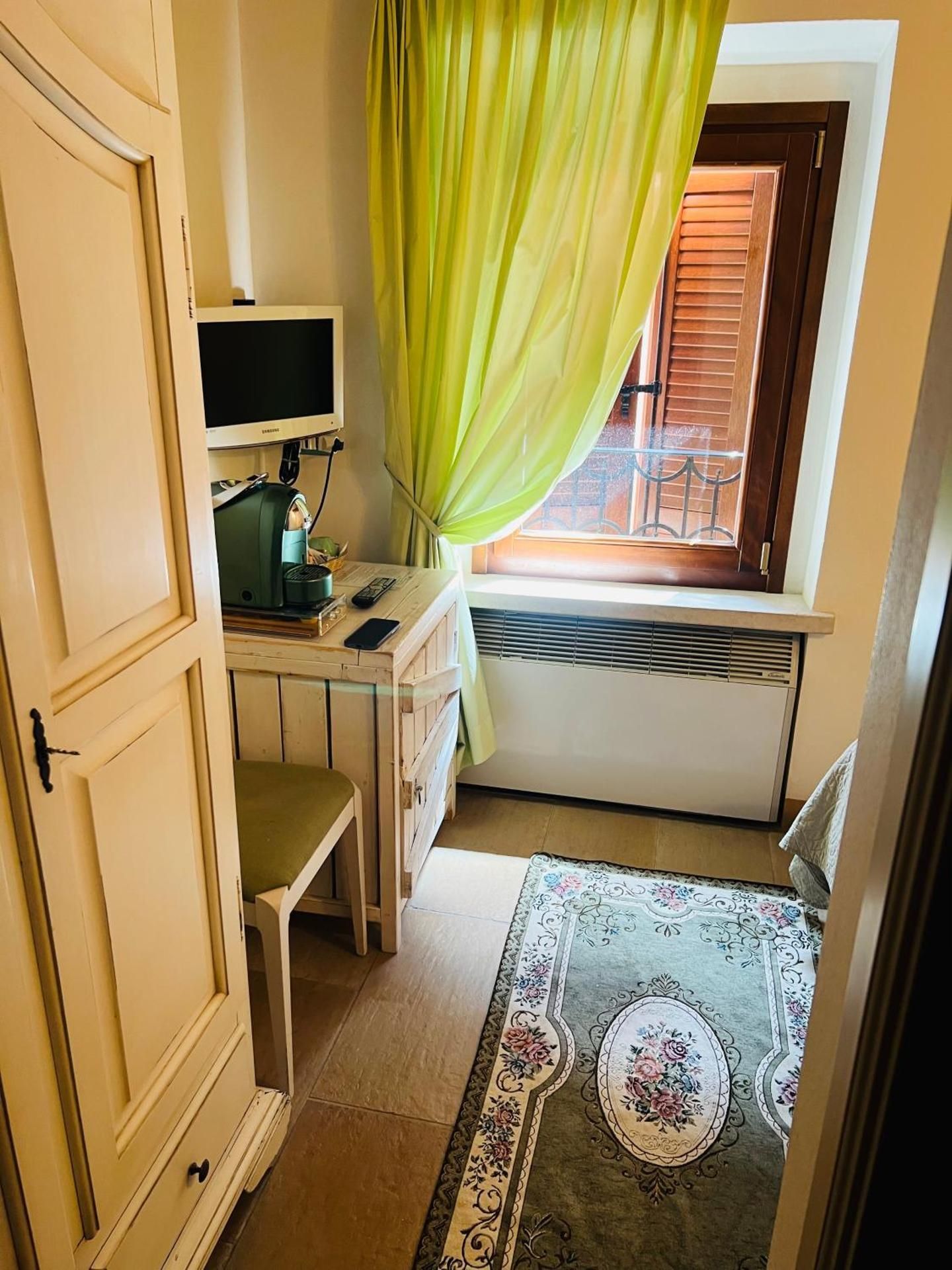 Single Room
