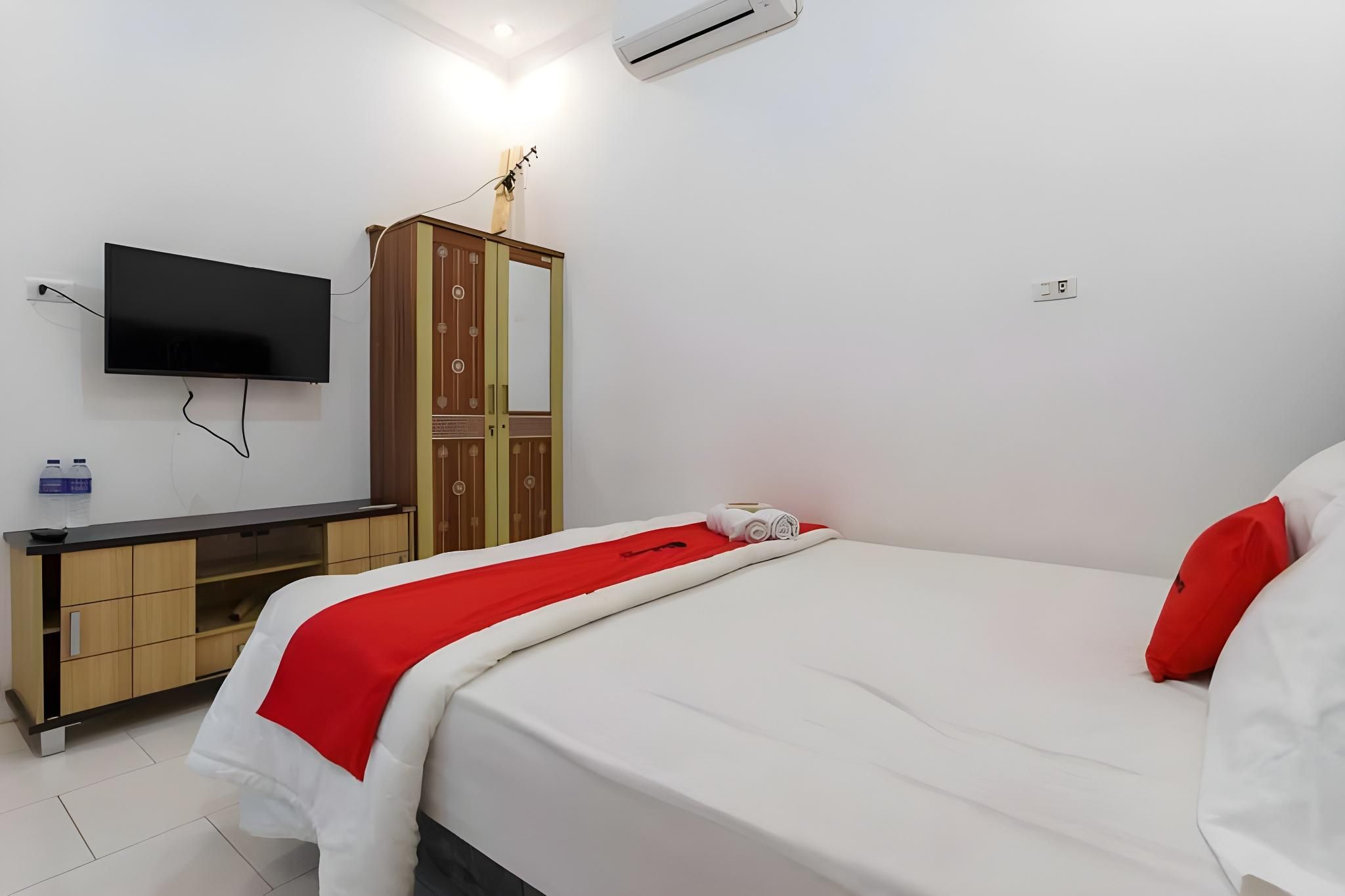 RedDoorz Plus @ Puncak Mas Cottage Lampung RedDoorz Room 3