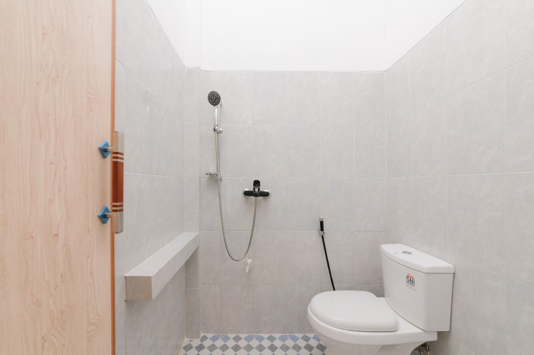 RedDoorz Plus Syariah near Mall Boemi Kedaton Lampung RedDoorz Room 3