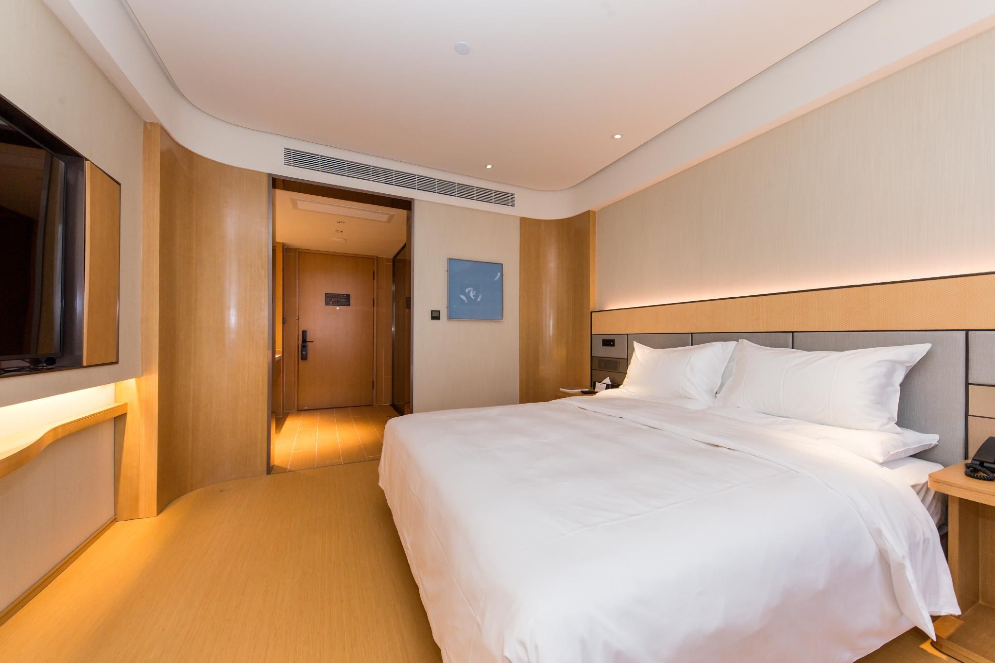 Huazhu - Superior BedRoom