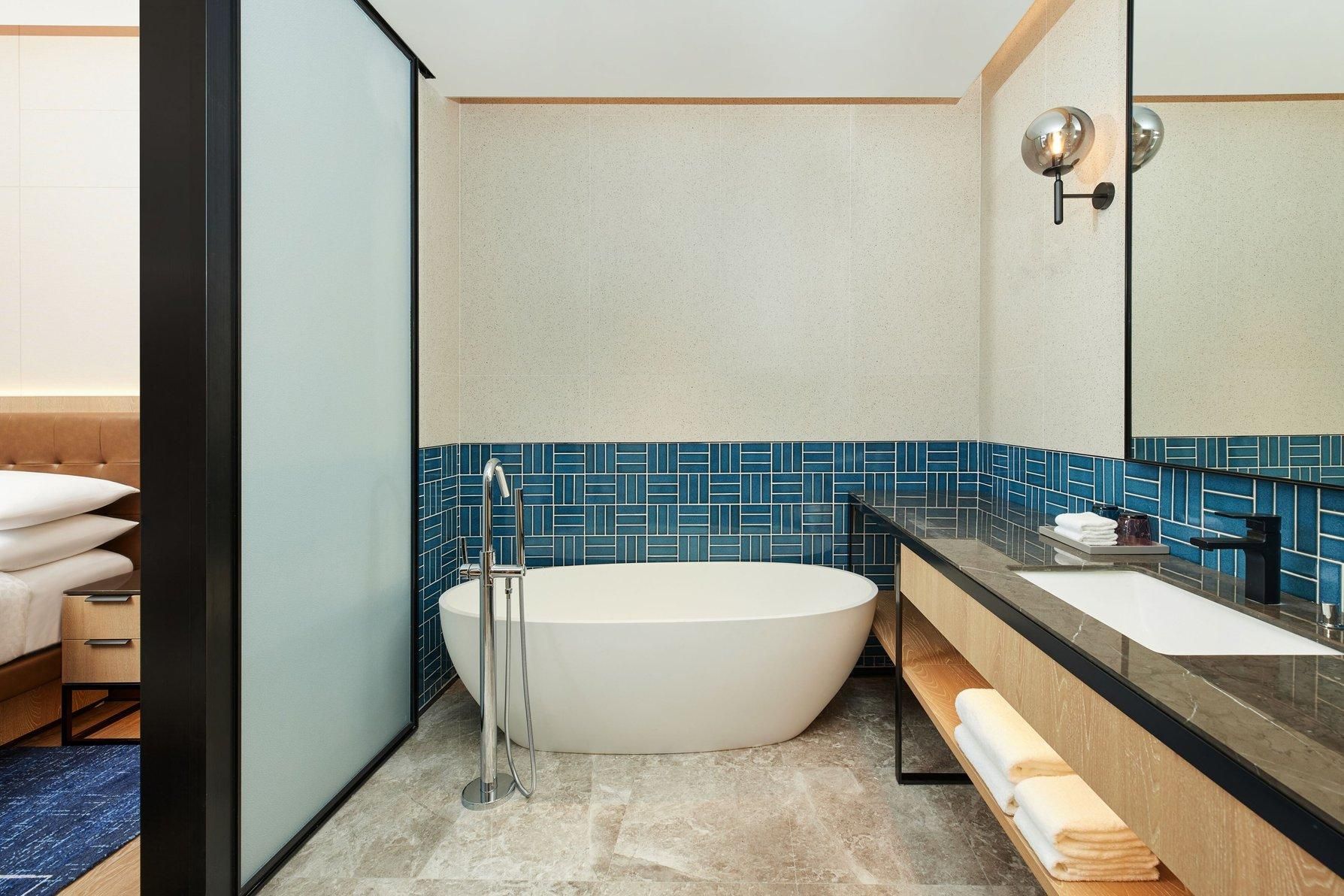 1 Bedroom Executive Suite, 1 King