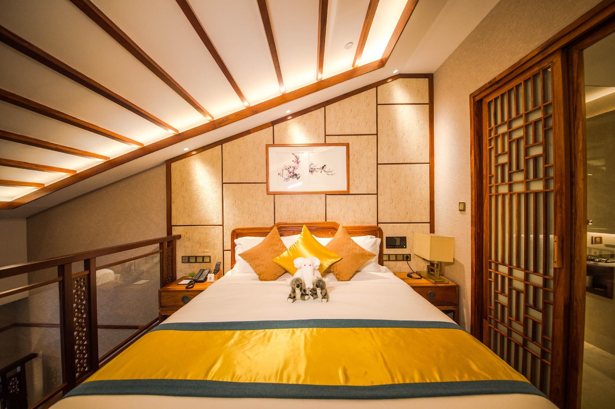 Family Suite with Balcony