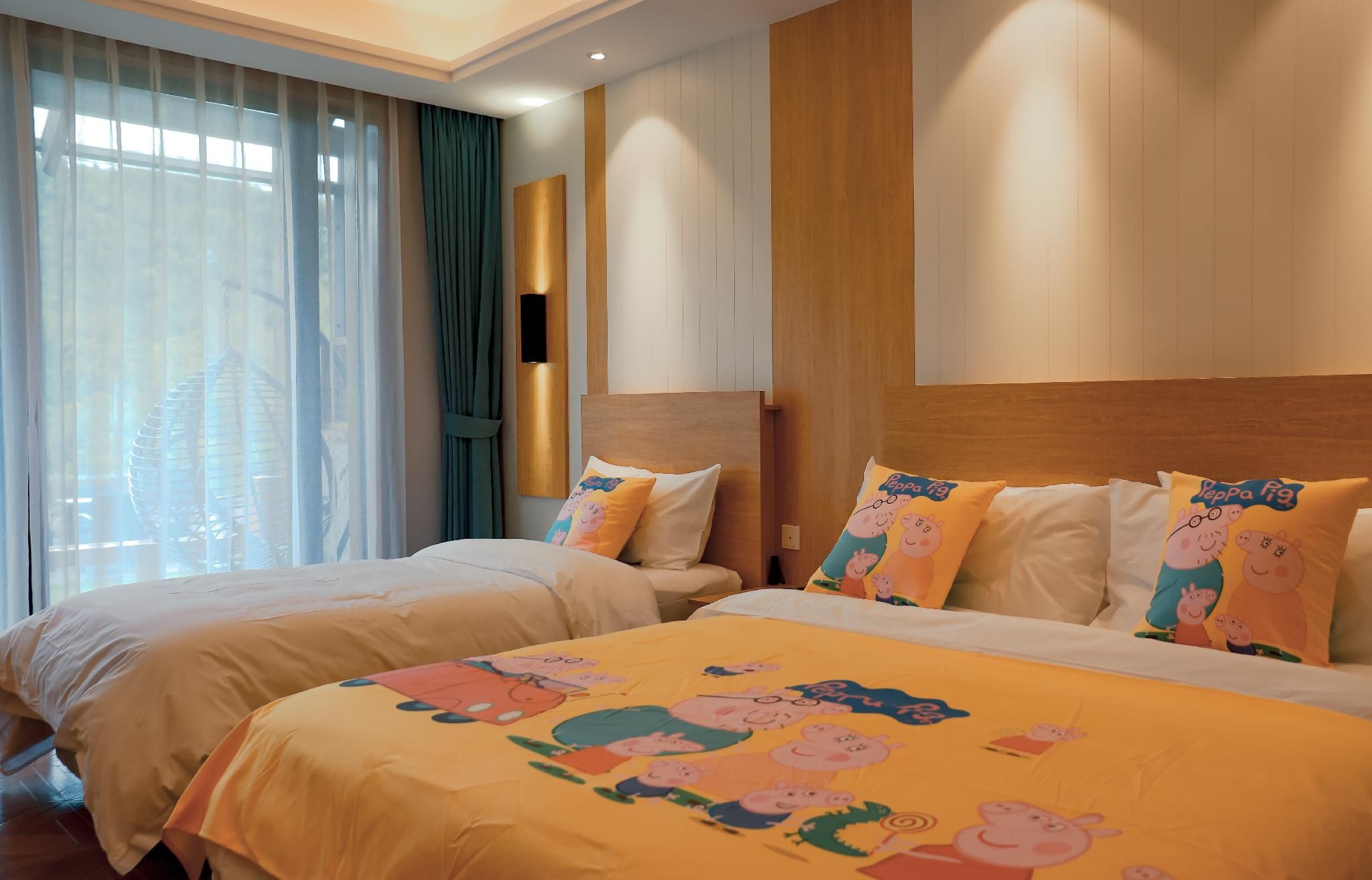 Courtyard Twin Room with Balcony