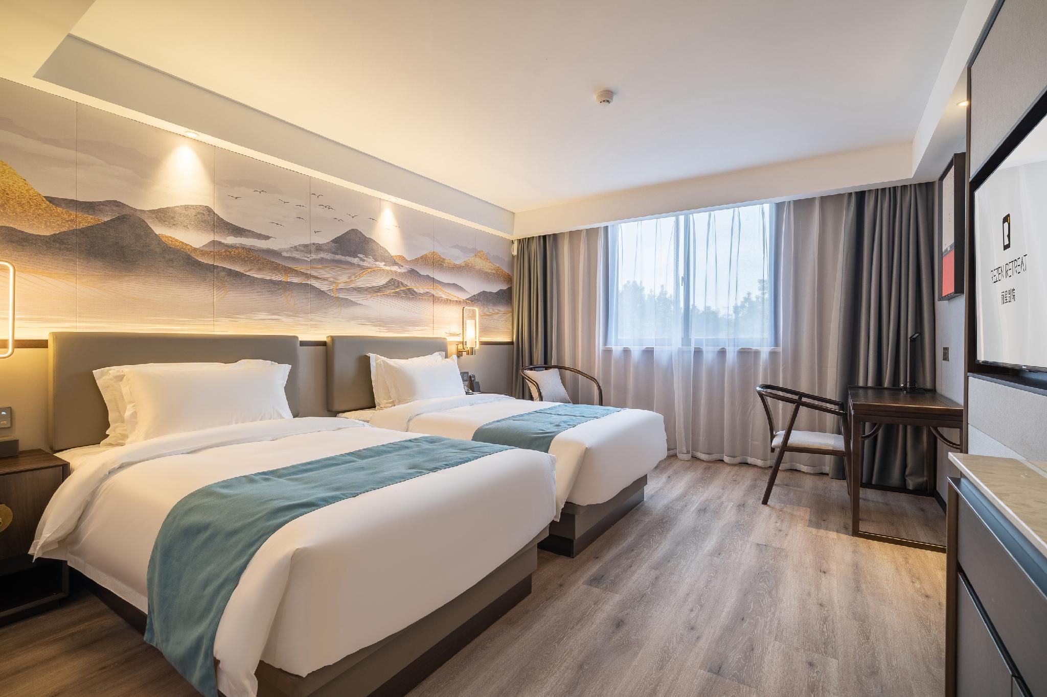 Twin Superior Room