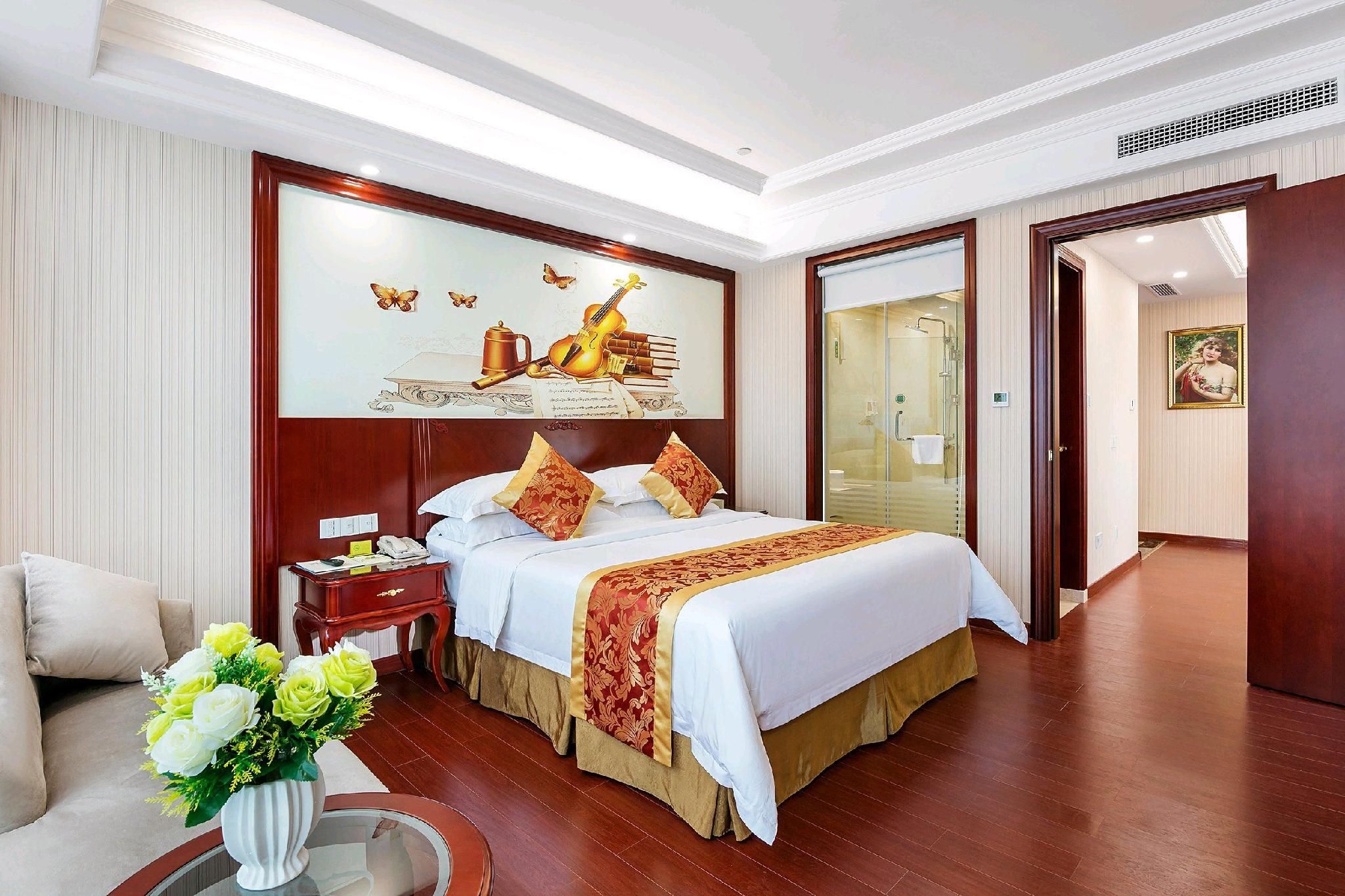 Standard King Room