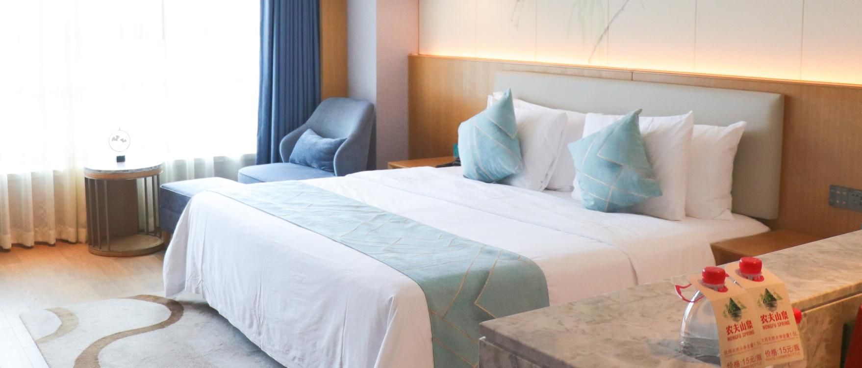 New Century - Deluxe 1 Bed Room