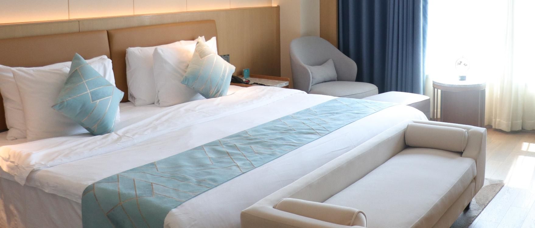 Deluxe King Room with View