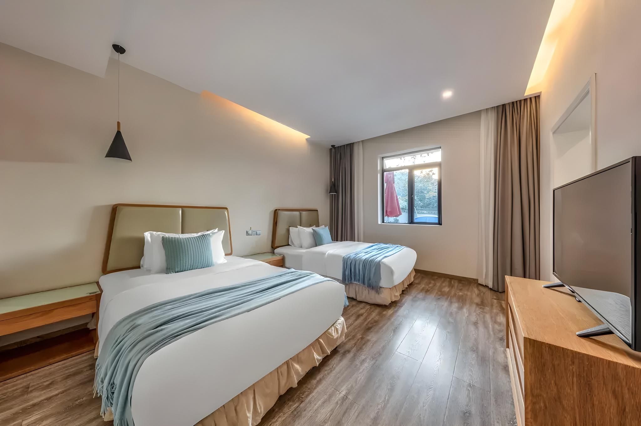 Standard Room - Parking Included