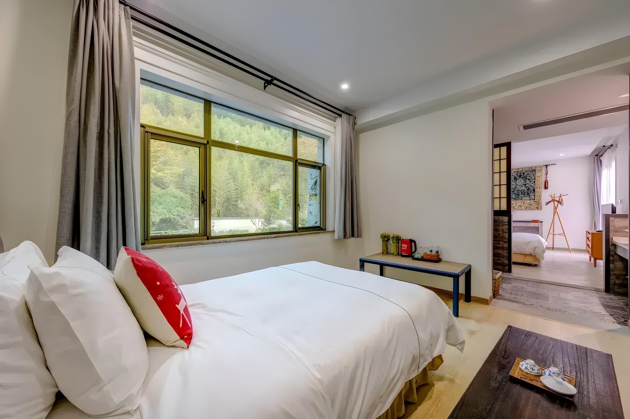Double Room with View