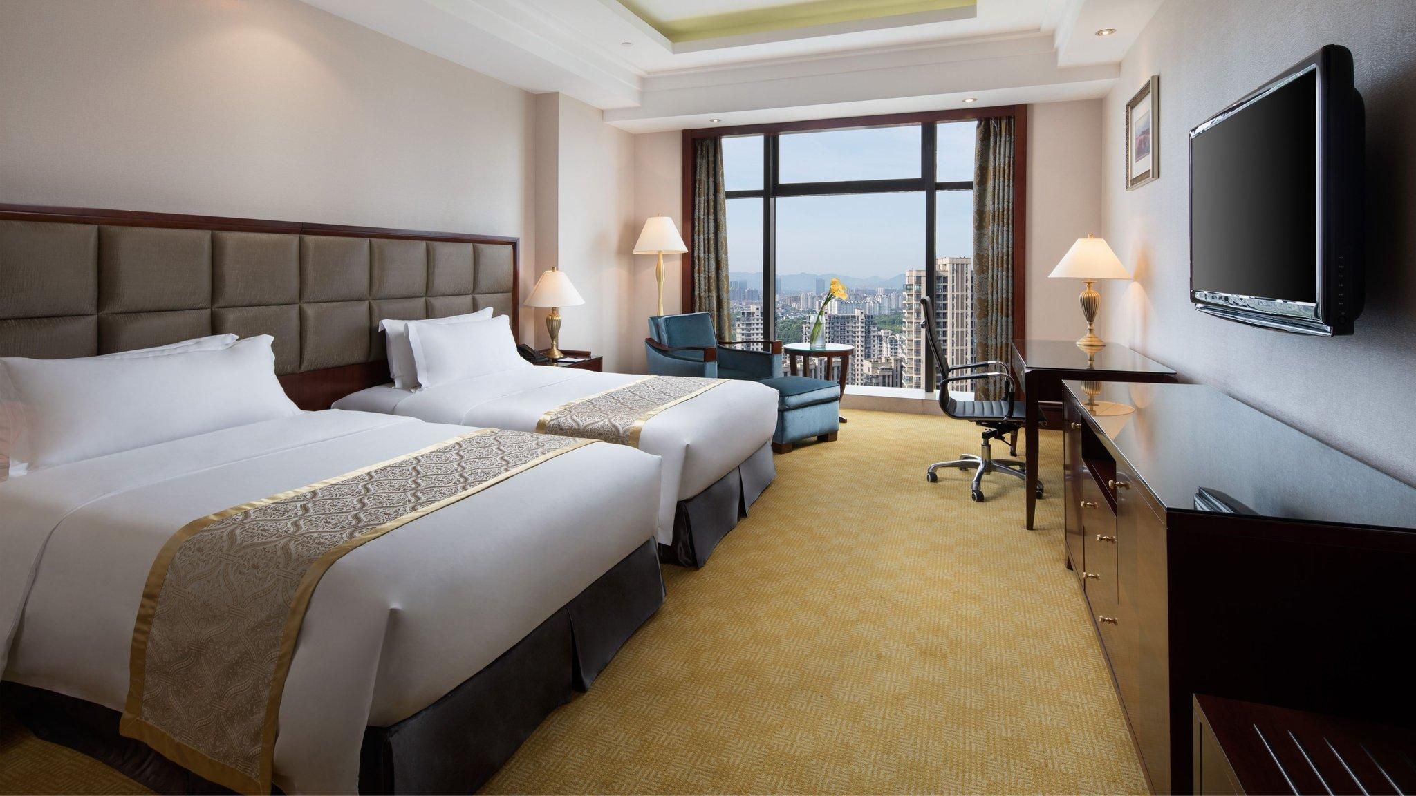 2 Twin Beds Premium
