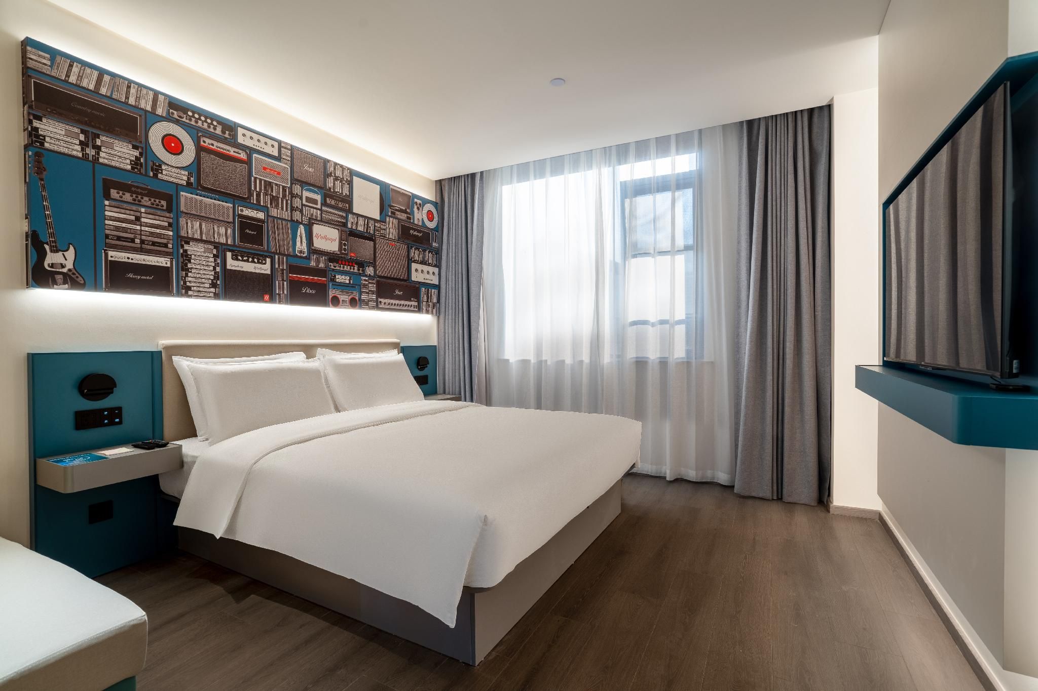 Huazhu - Superior BedRoom
