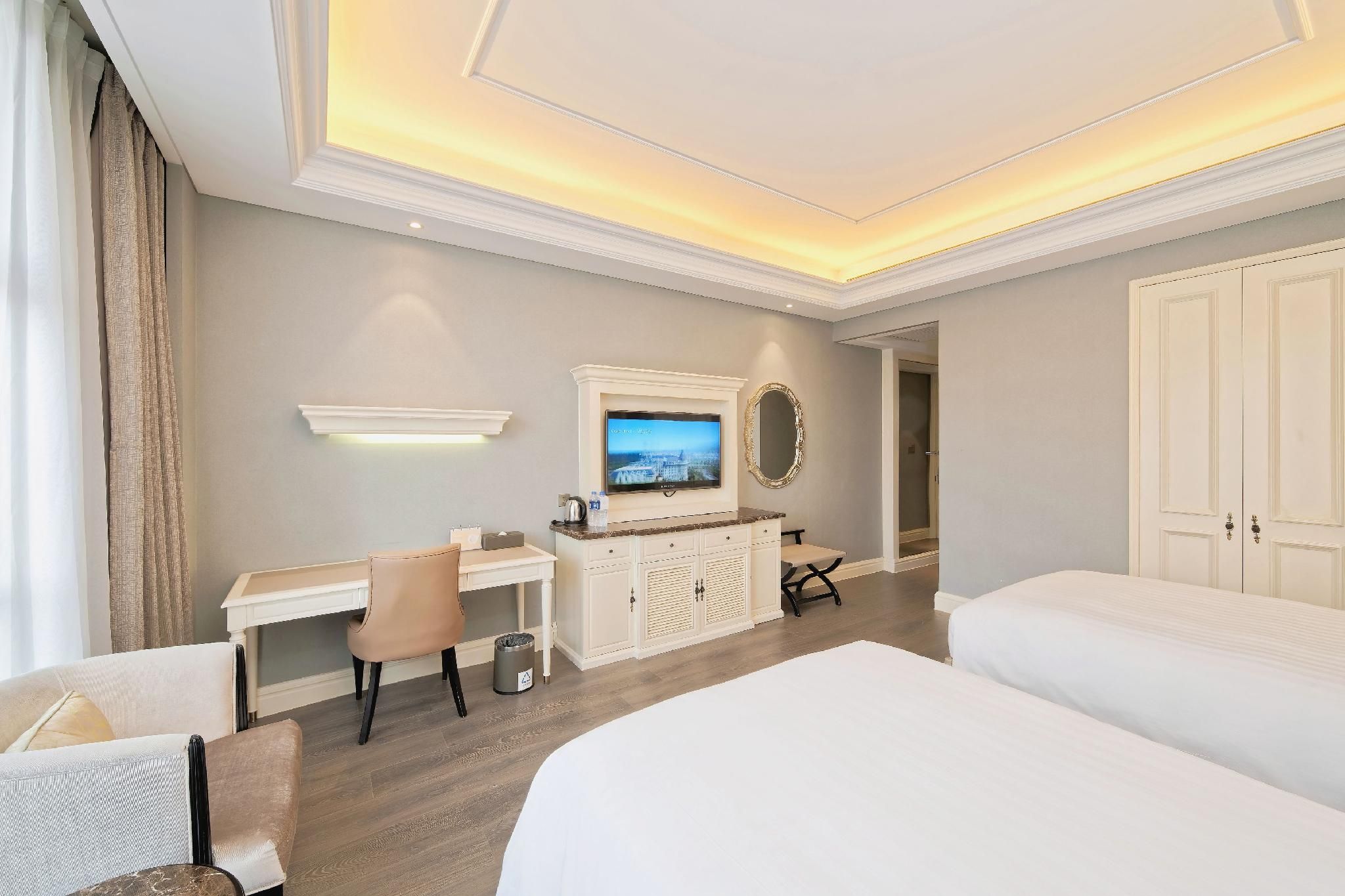 Twin Deluxe Room