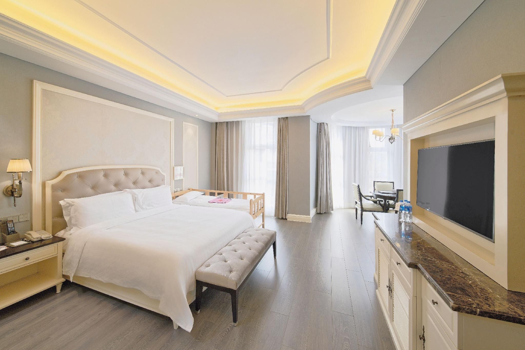 Superior Deluxe Room with View