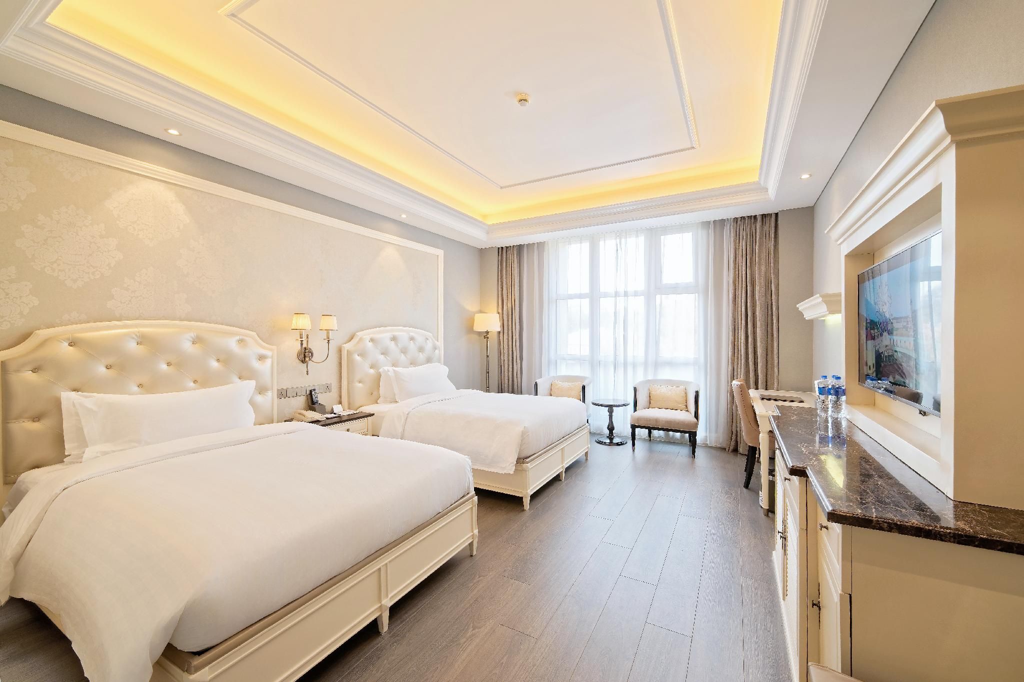 Twin Deluxe Room