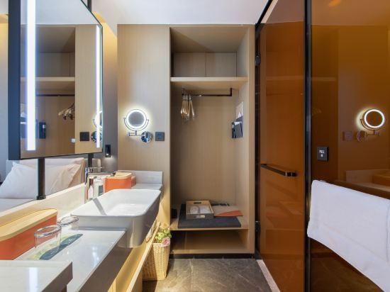 Atour - Elegant Twin Bed Room