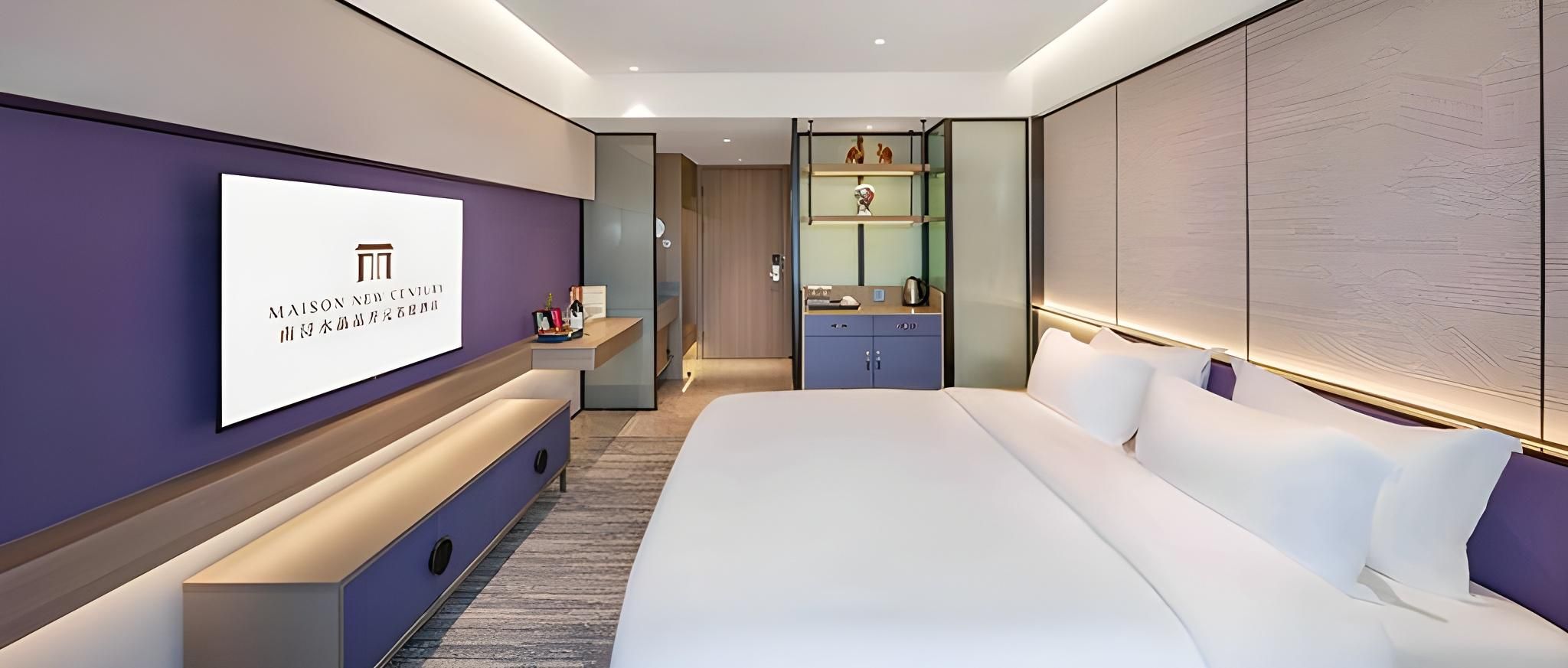 New Century - Superior 1 Bed Room