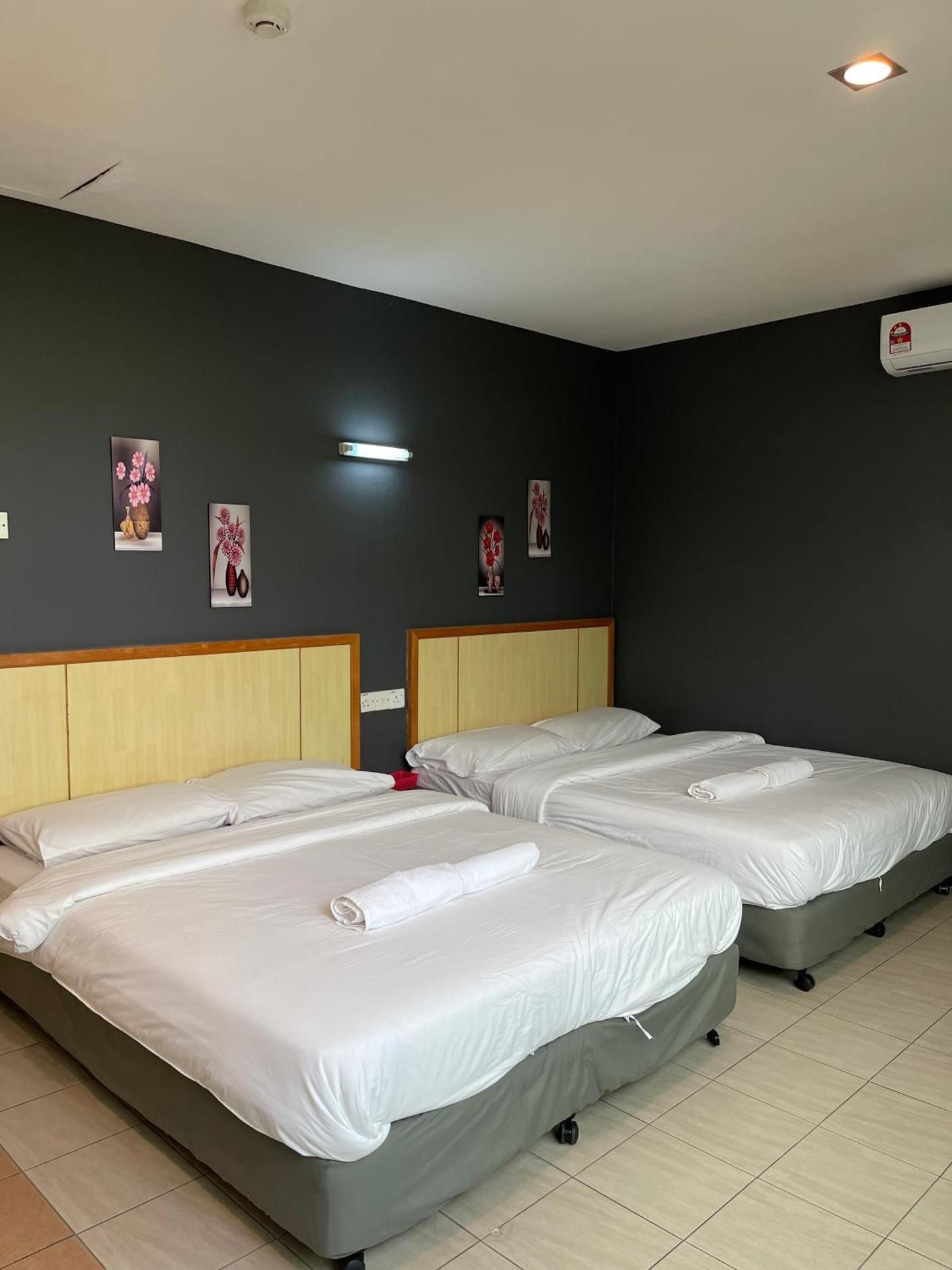 Deluxe Family Room