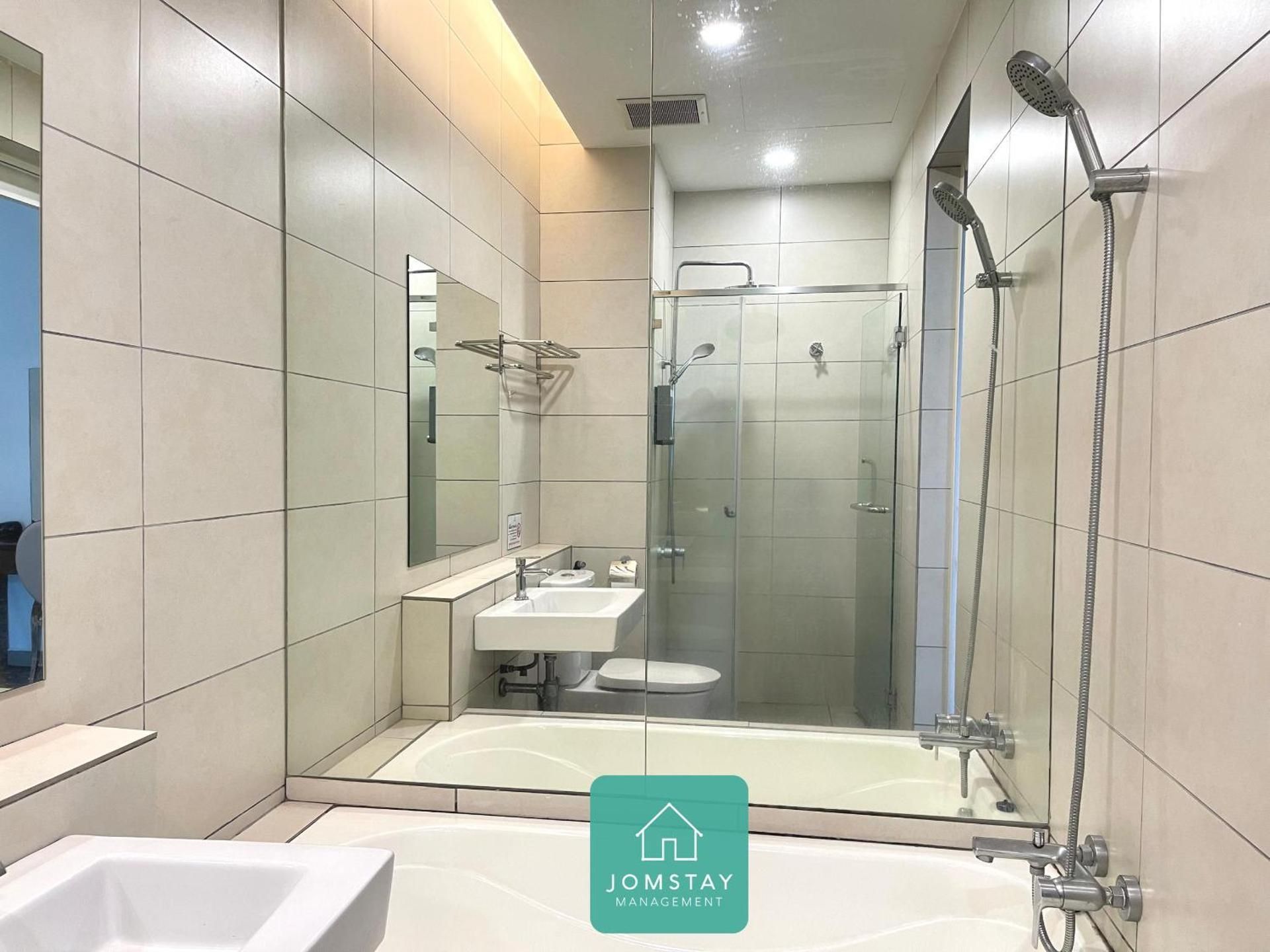 Two-Bedroom Deluxe Apartment