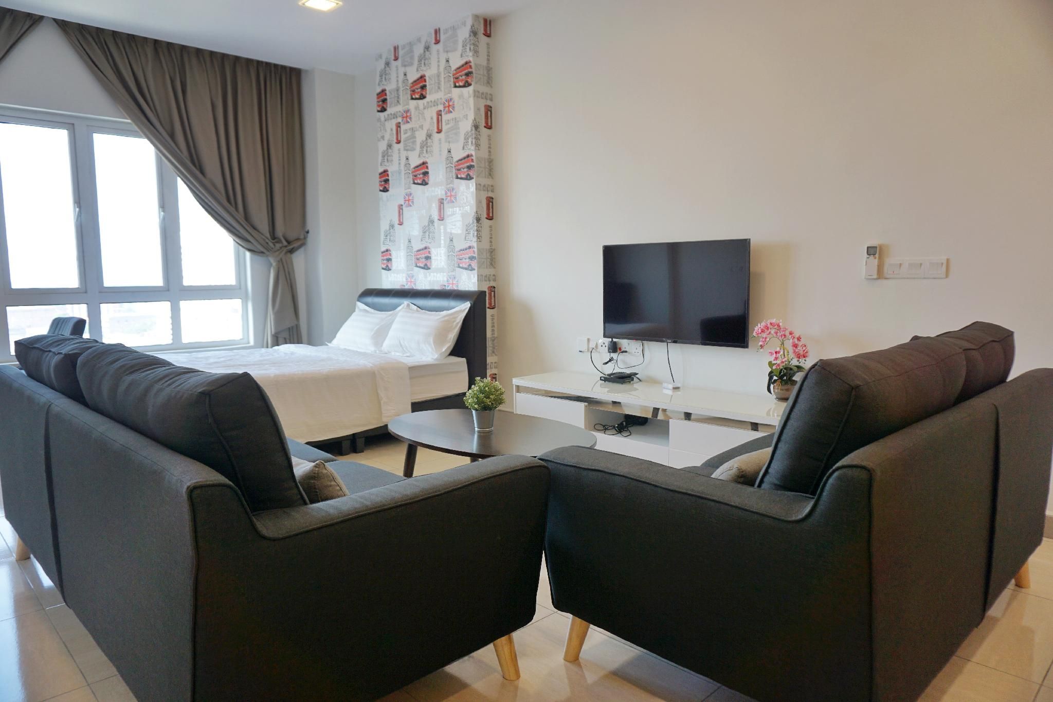 Deluxe Two Bedroom Suite