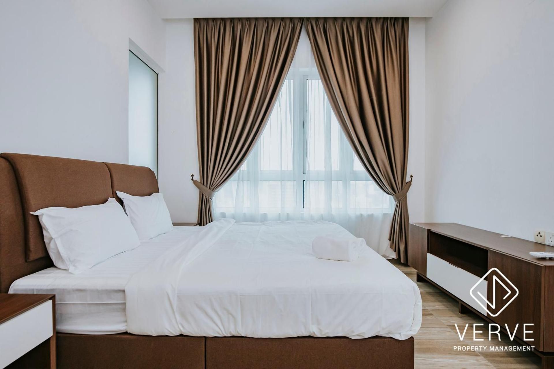 Three-Bedroom Apartment - High Floor
