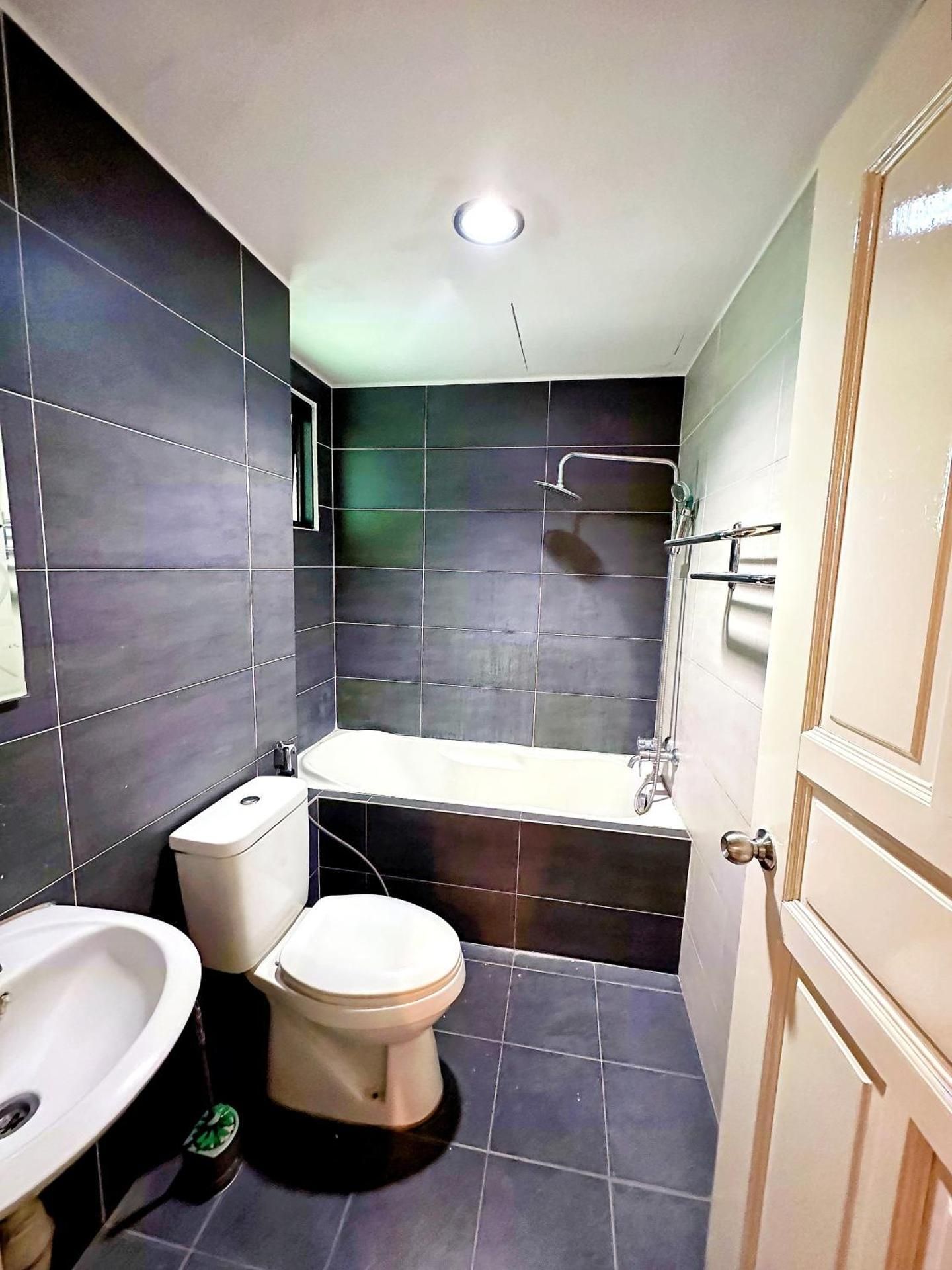 Two-Bedroom Apartment with Terrace