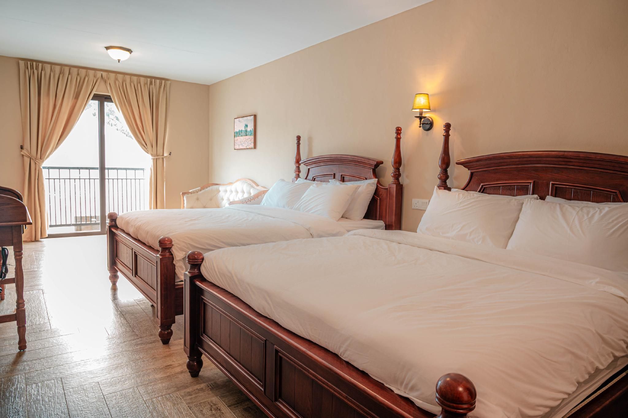 The Farmhouse Deluxe Family