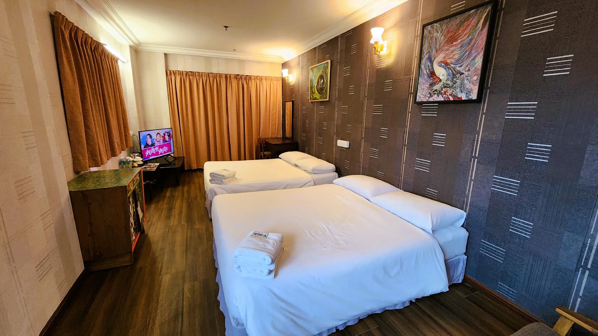 Boutique Family Room