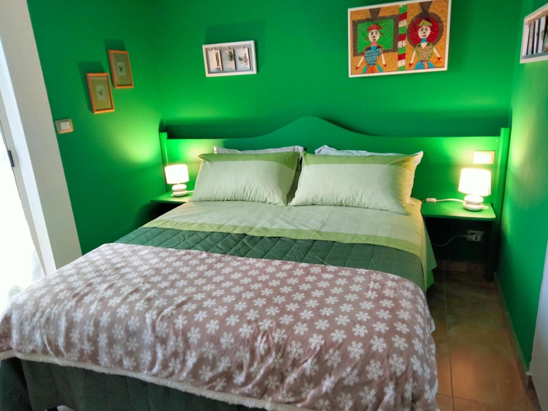 Double Room with Private External Bathroom