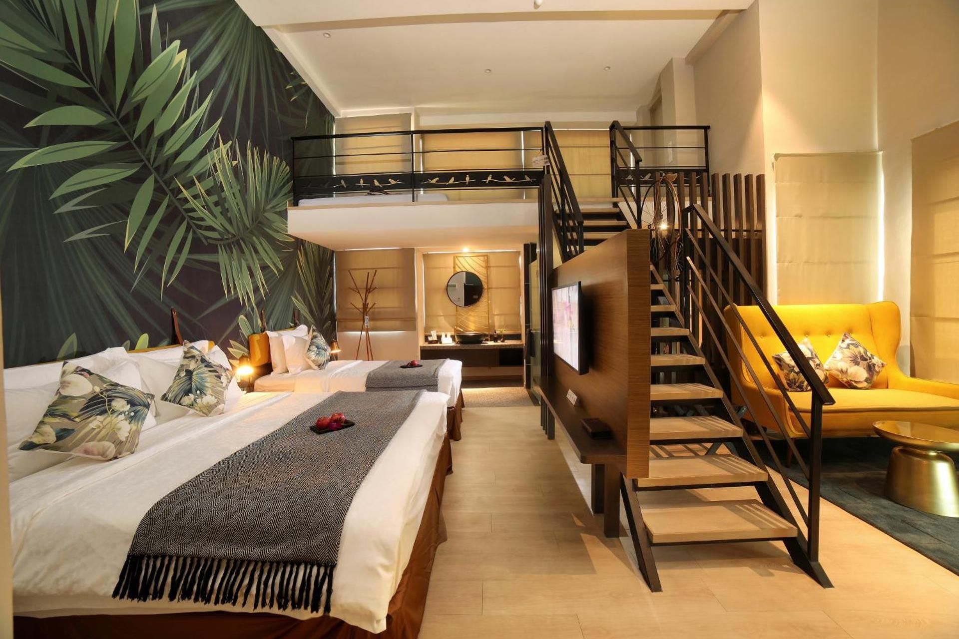 Executive Duplex Triple Room