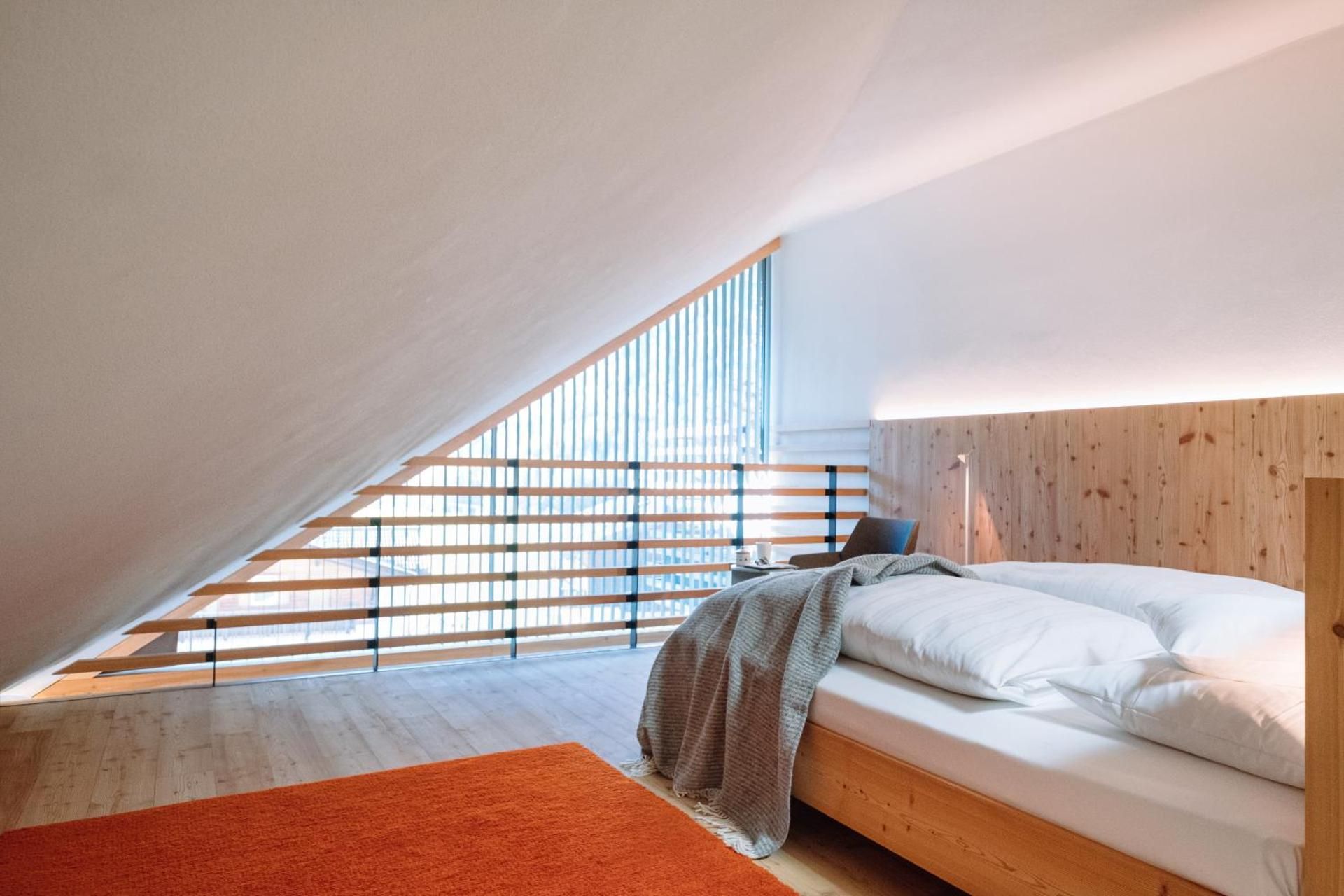 Apartment - Split Level