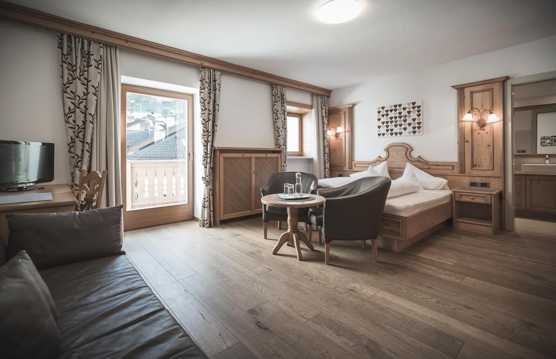Classic Double Room with Balcony