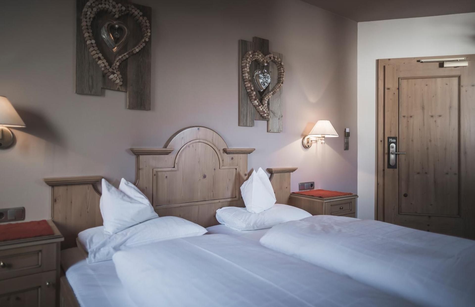 Classic Double Room with Whirlpool Bath
