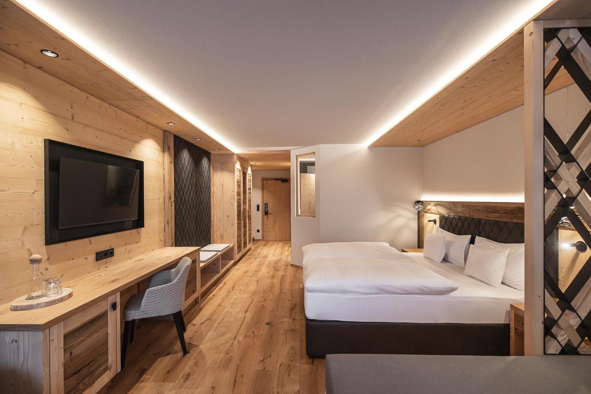 Panorama Suite with Balcony