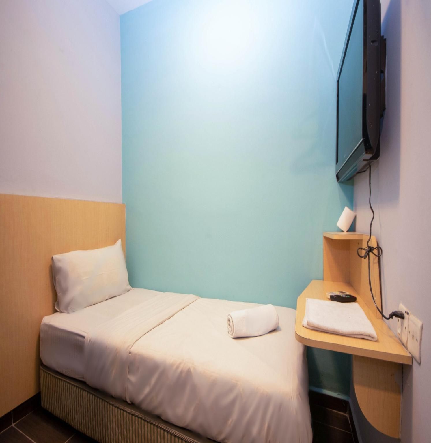 JQ Station Eight Inn Single Non-Smoking