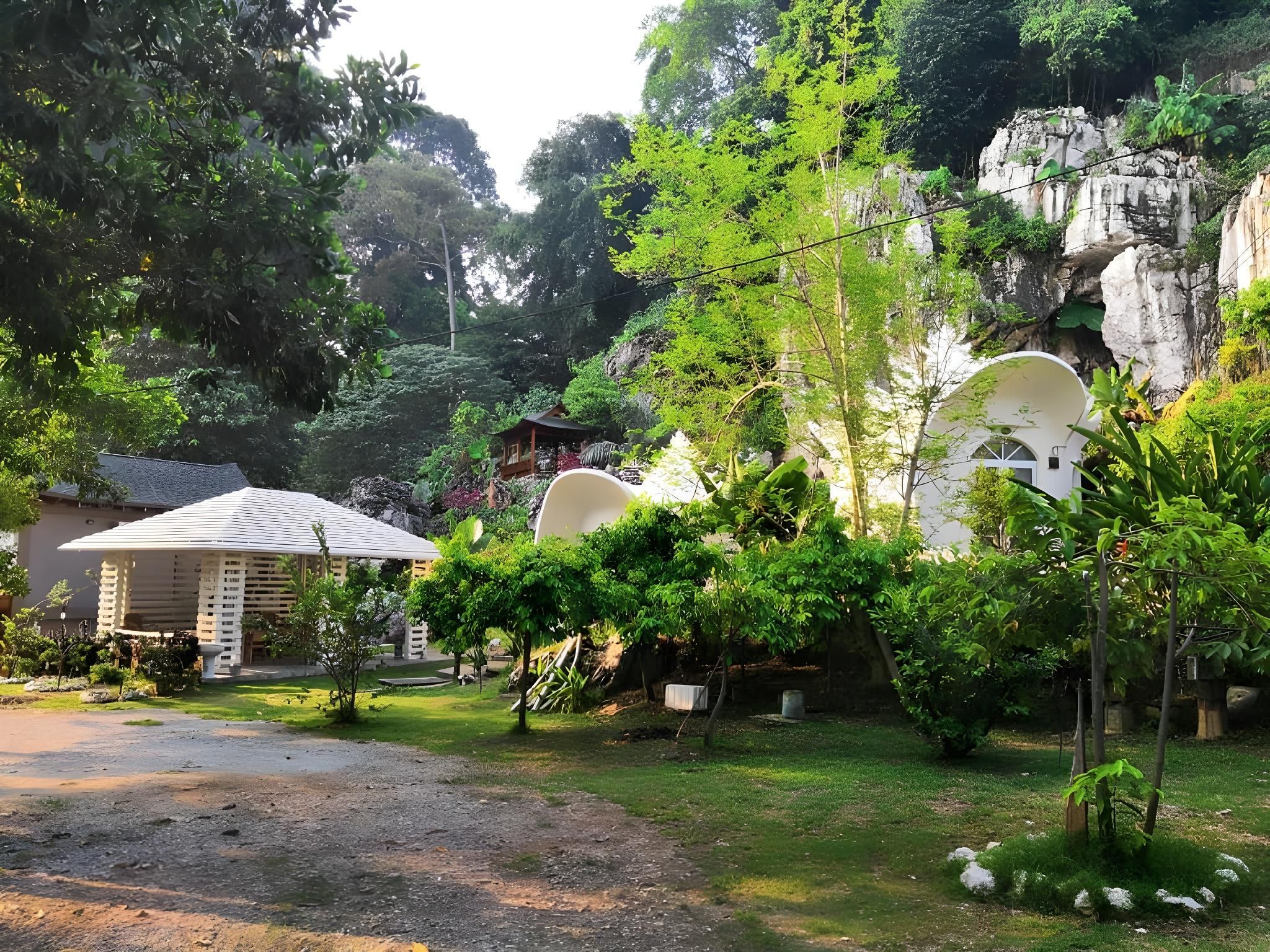 ROCKY FARM IPOH