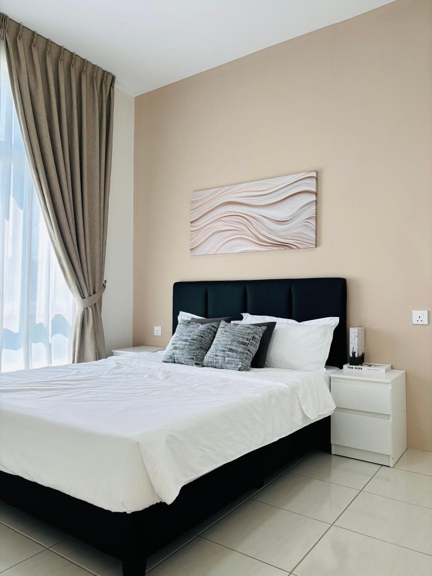 Family Two-Bedroom Apartment with View