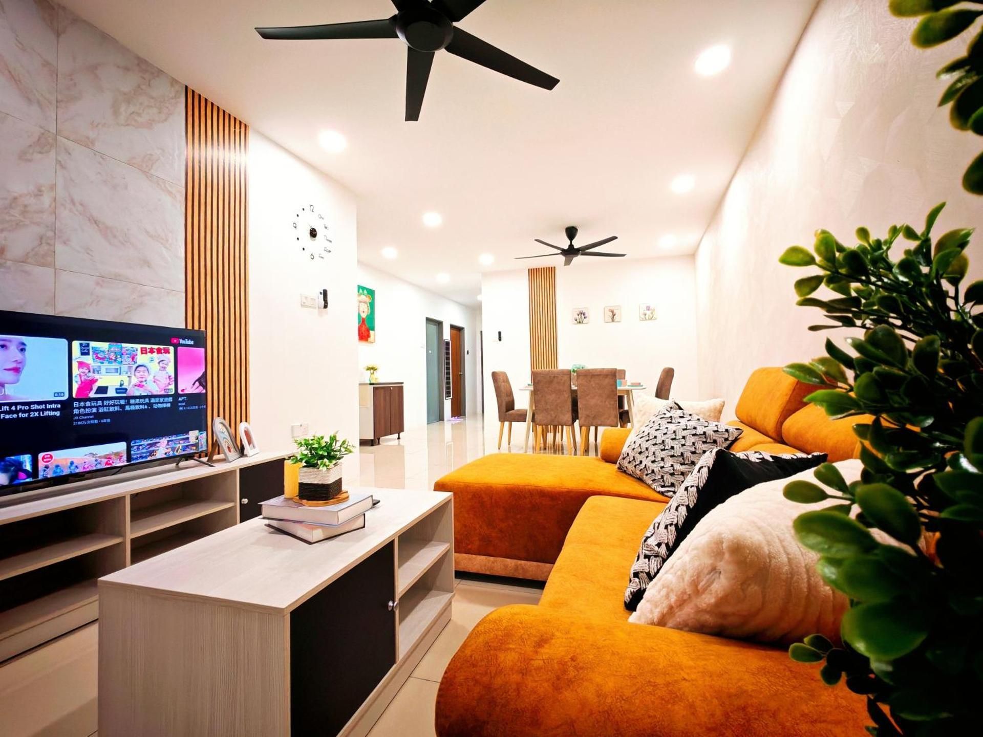 Three-Bedroom Apartment with Balcony
