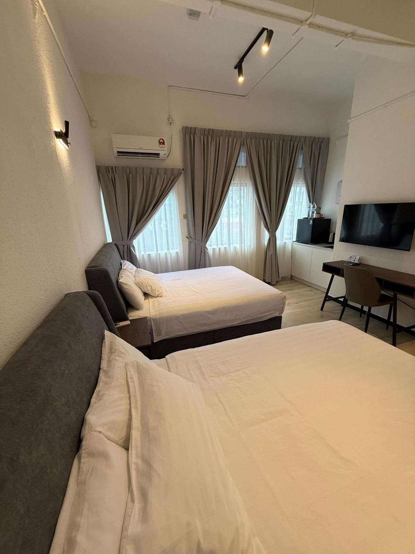 Comfort Quadruple Room